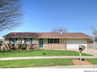 1000 N Park Ave, Chatham, IL 62629