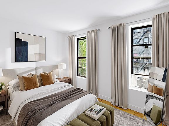 5th image of 118 W 136th St