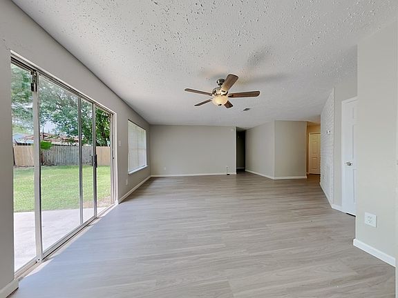2nd image of 12219 Lennox Gardens Dr