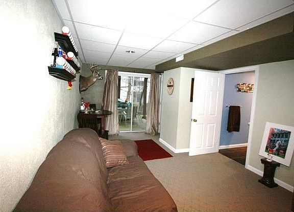 Finished Basement with walkout
