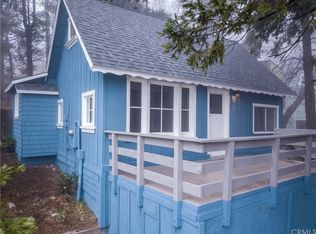 23383 S Village Ln, Crestline, CA 92325