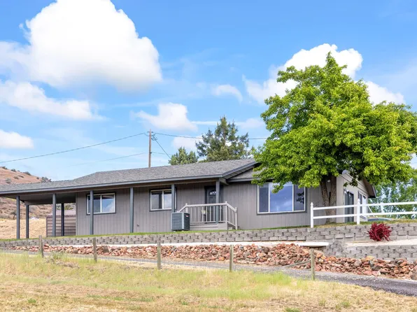 1228 NE Meadowlark Ln, Madras, OR 97741