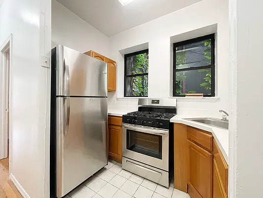 Rented by Bohemia Realty Group | media 4