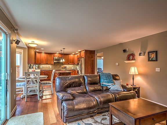 4th image of 7502 78th St NE