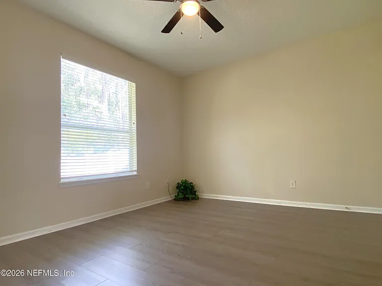 10519 Creston Glen Cir E — Photo 13