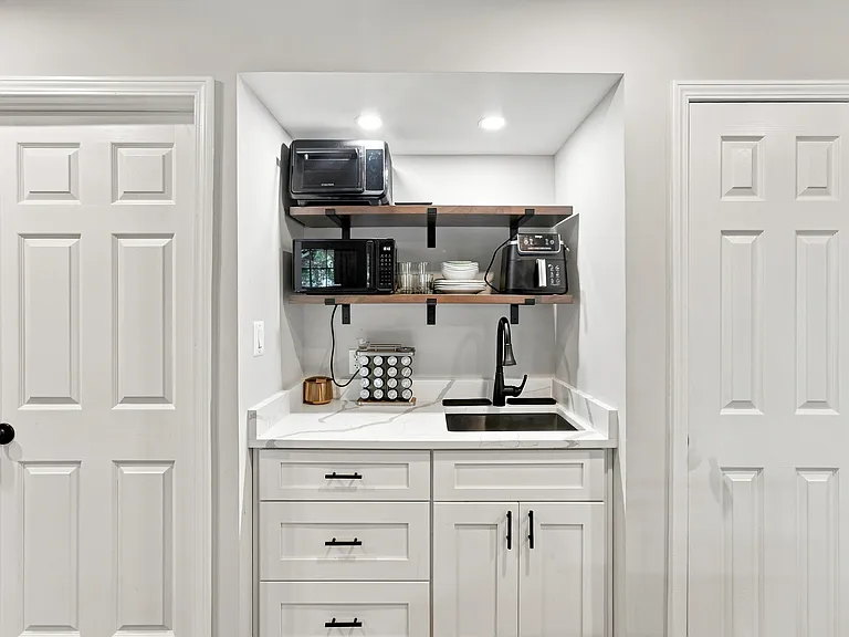 500 Beacon Dr — Photo 36