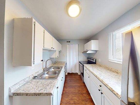 4th image of 309 N 12th St Unit 4