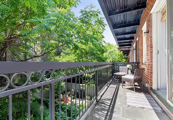 3rd image of 338 2nd St APT 3C