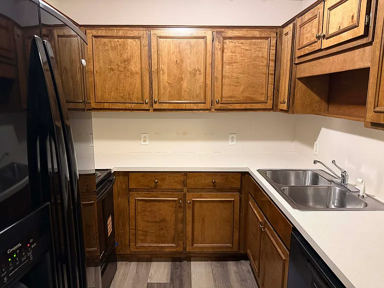 Caroline Ridge Apartments — Photo 29