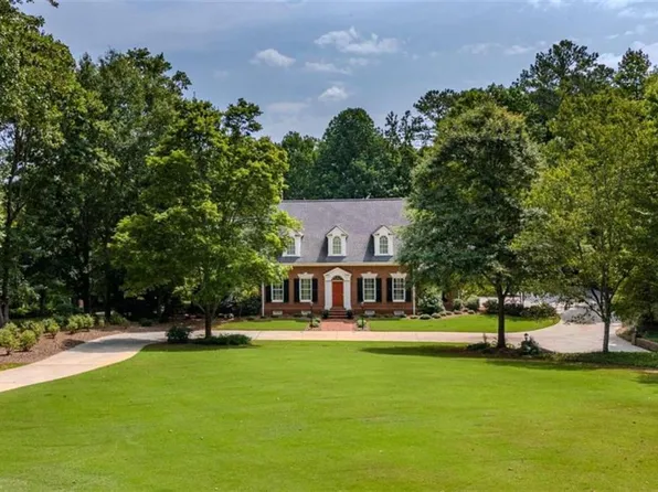 4 Overhill Rd SE, Rome, GA 30161