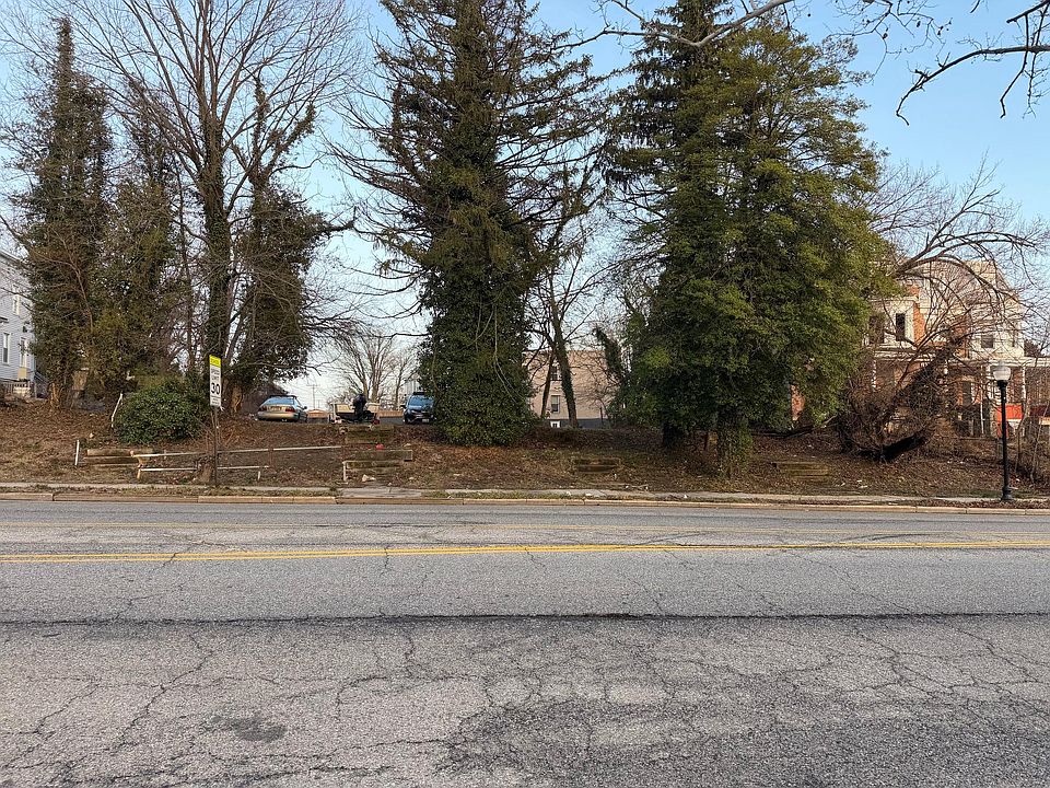 1st image of 2513 Garrison Blvd