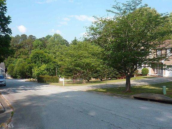 4th image of 4021 Brittan Glade Trl