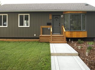 9909 108th St, Fort Saskatchewan, AB T8L 2J3