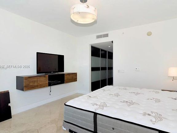 3rd image of 17001 Collins Ave APT 1505
