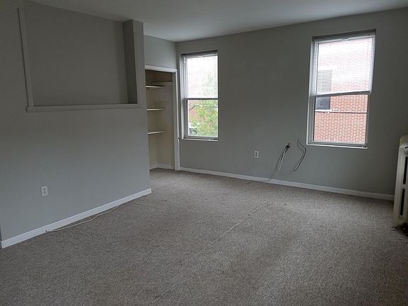 3rd image of 778 S Cleveland St Floor 2