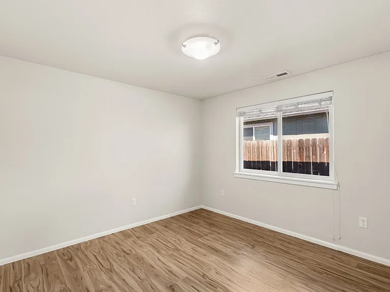 229 Reanna Way — Photo 12