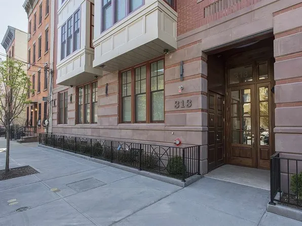 313 7th St #102, Jersey City, NJ 07302