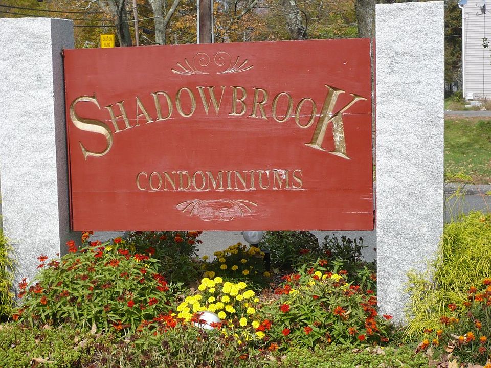 Complex entrance