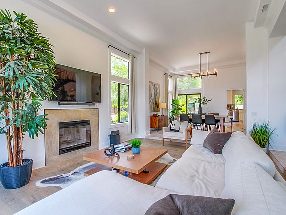 5th image of 11379 Reidy Canyon Pl #M