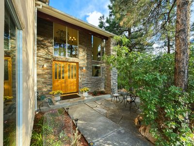1820 Corona, Los Alamos, NM, 87544