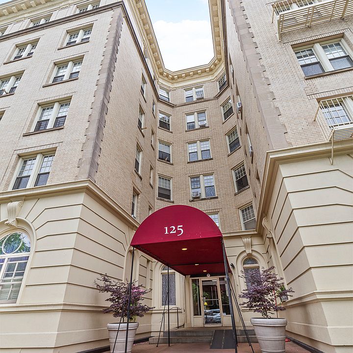 1st image of 125 Prospect Park W APT 3E