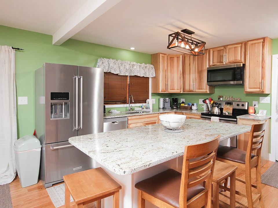 1st image of 209 Sherbrooke Dr