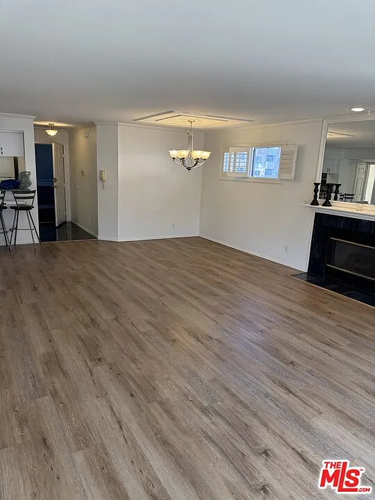 2 bed, 2.0 bath, 1221 sqft, $4,200 — Photo 1
