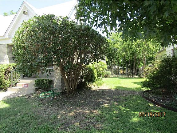 5th image of 3736 Linden Ave