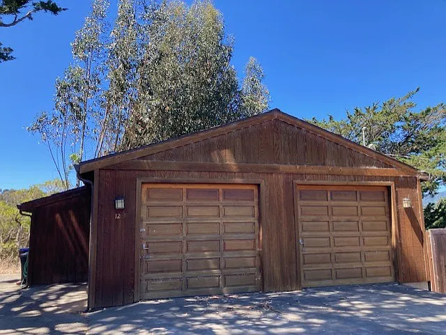12 Neila Way — Photo 1