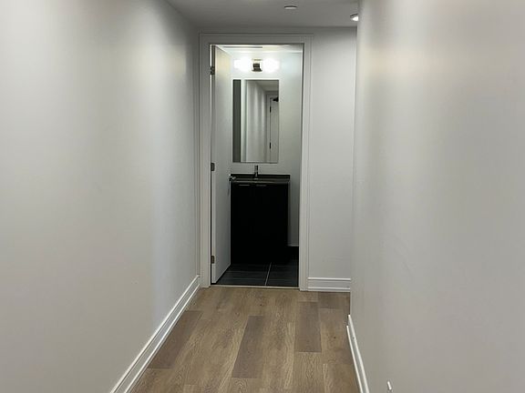 5th image of 1 Jarvis St #1208