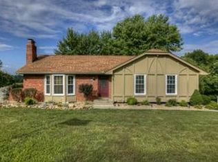 16208 Kountryridge Dr, Kearney, MO 64060