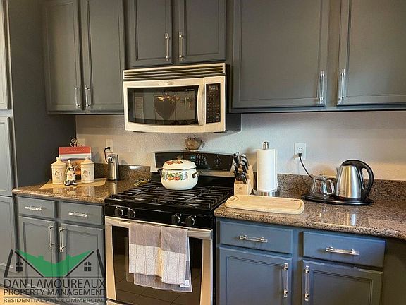 3rd image of 1953 Vallejo Ct