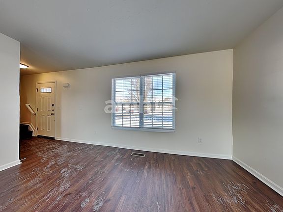 5th image of 363 Gatewood Ct