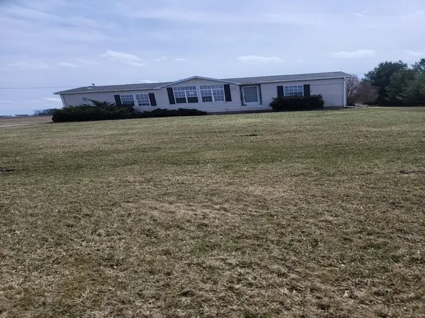 909 Wheeler Rd, Auburn, MI 48611