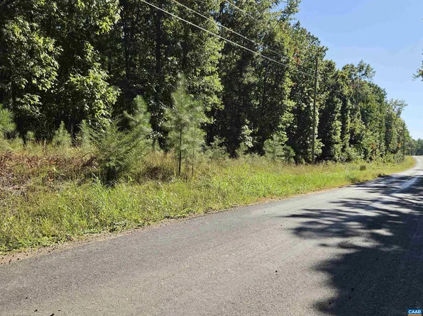 5.6 Meadow Creek Rd, Wingina, VA 24599
