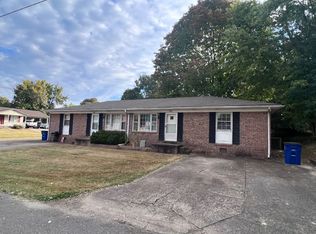 402 Parrish St, Martin, TN 38237