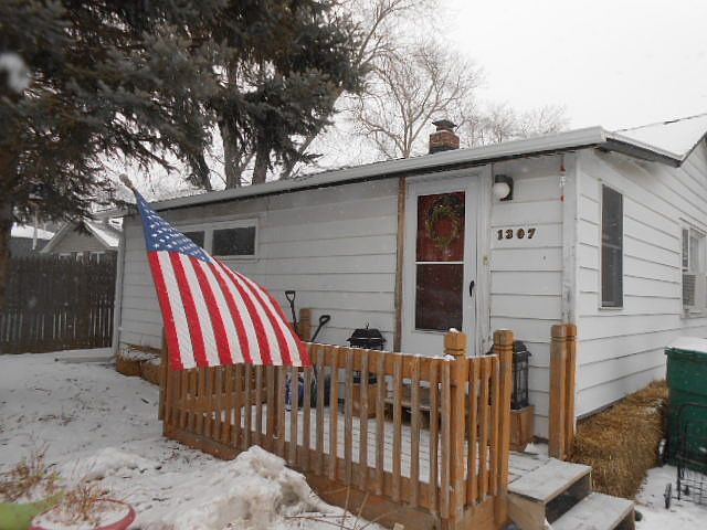 1st image of 1307 Idlewild Dr