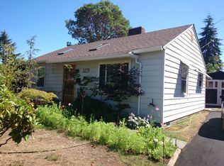 3119 SW 97th St, Seattle, WA 98126