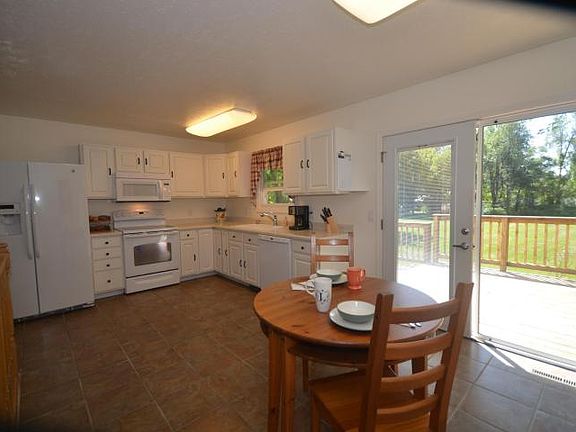 4th image of 7346 Saginaw Dr