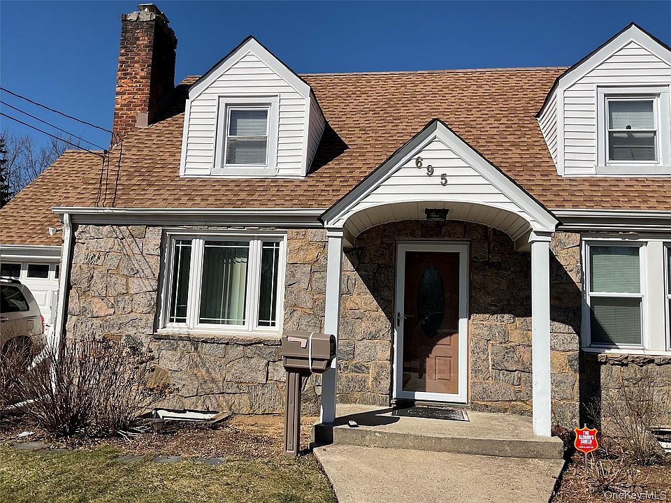 1st image of 695 Goodrich Street