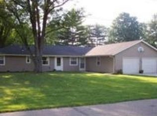 3449 Hedgely Rd, Springfield, OH 45506