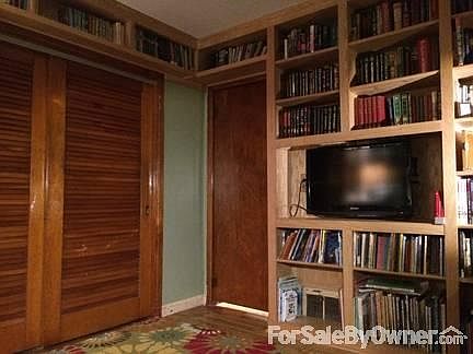 4th image of 3236 Portland Blvd