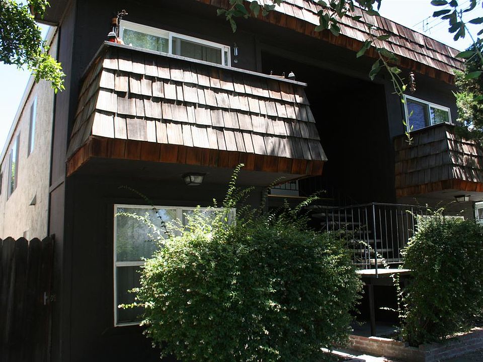 1st image of 2115 27th St APT 1