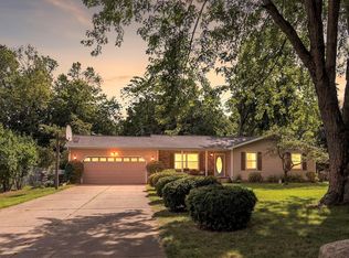 12948 Dundee Dr, Grand Ledge, MI 48837