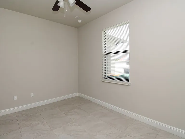 2861 Tropicana Blvd — Photo 12