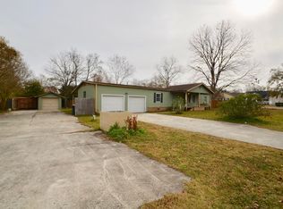 250 Murrays Ferry Rd, Bonneau, SC 29431