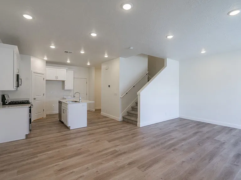 6025 S Carnelian Pkwy #MAIN — Photo 16