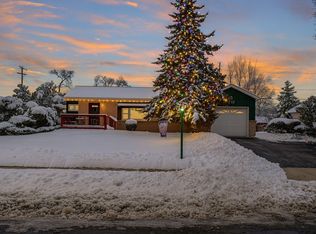 760 Cumberland St, Hoffman Estates, IL 60169