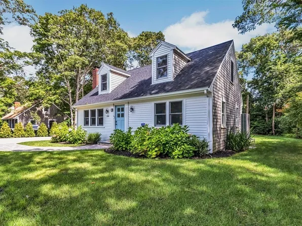 288 Lincoln Rd, Barnstable, MA 02630