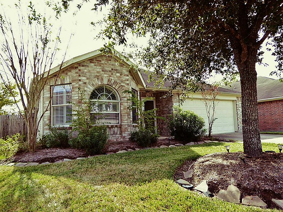 1st image of 16307 Sedona Woods Ln